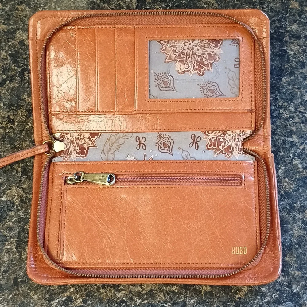 Hobo Brown Leather Wristlet Wallet - Picture 6 of 11